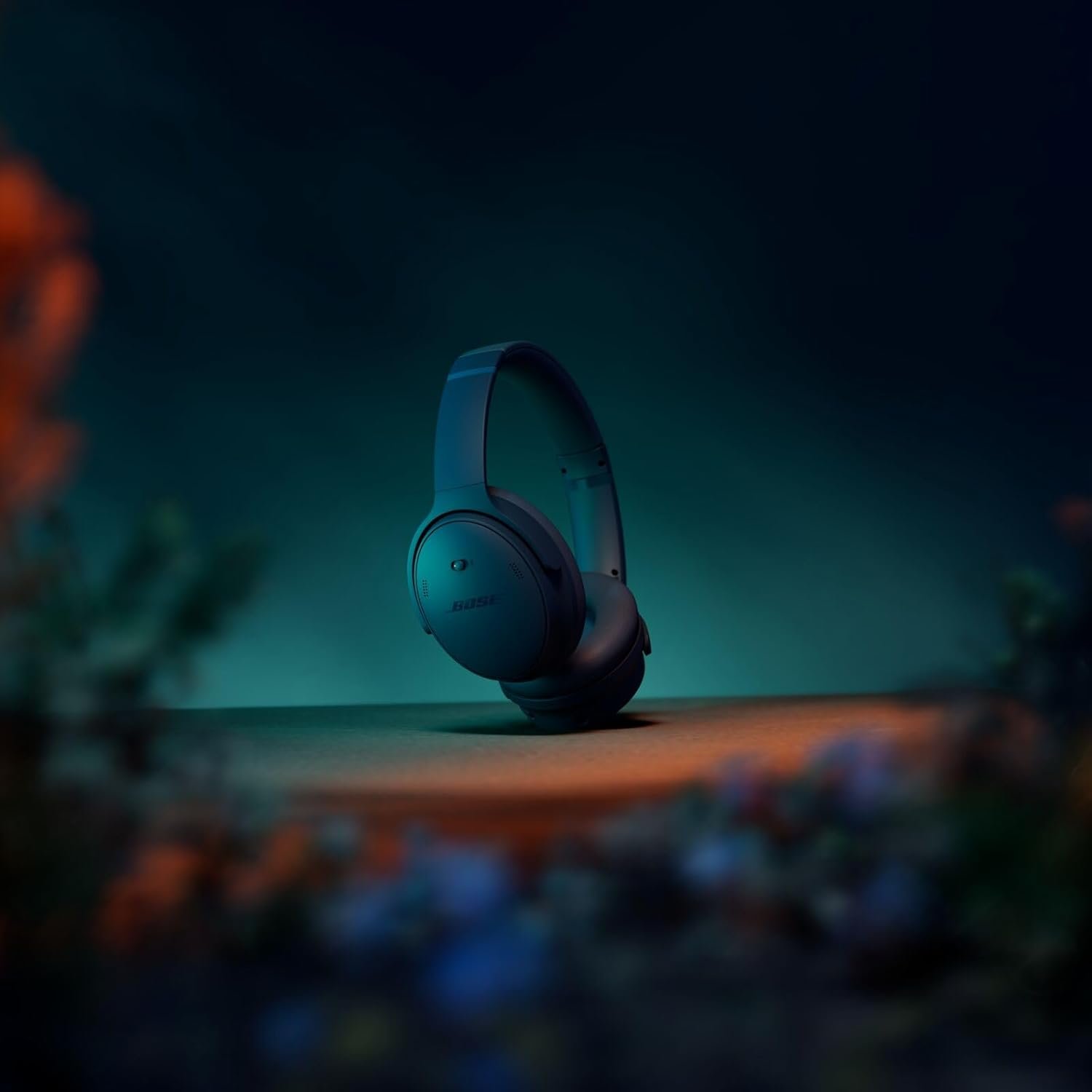 Bose QuietComfort Headphones - Wireless Bluetooth Headphones, Active Over Ear Noise Cancelling and Mic, USB-C Charging, Deep Bass, Up to 24 Hours of Playtime, Twilight Blue - Limited Edition Color - Image 5