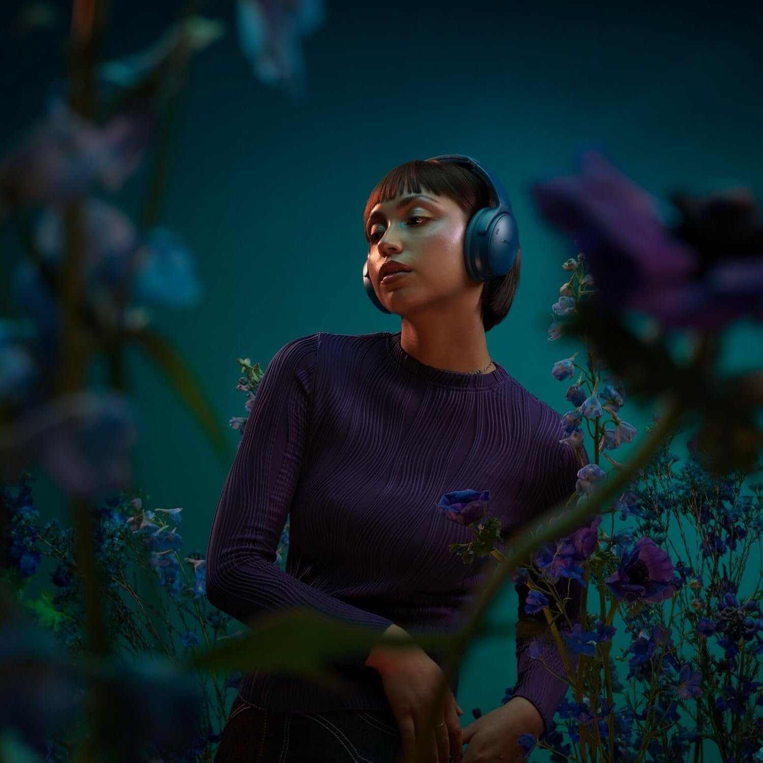Bose QuietComfort Headphones - Wireless Bluetooth Headphones, Active Over Ear Noise Cancelling and Mic, USB-C Charging, Deep Bass, Up to 24 Hours of Playtime, Twilight Blue - Limited Edition Color - Image 2